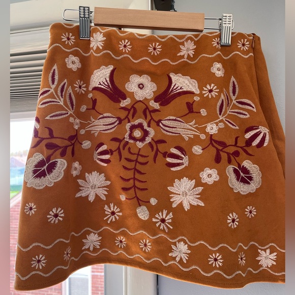 Boho Skirt - Like new - Picture 1 of 3